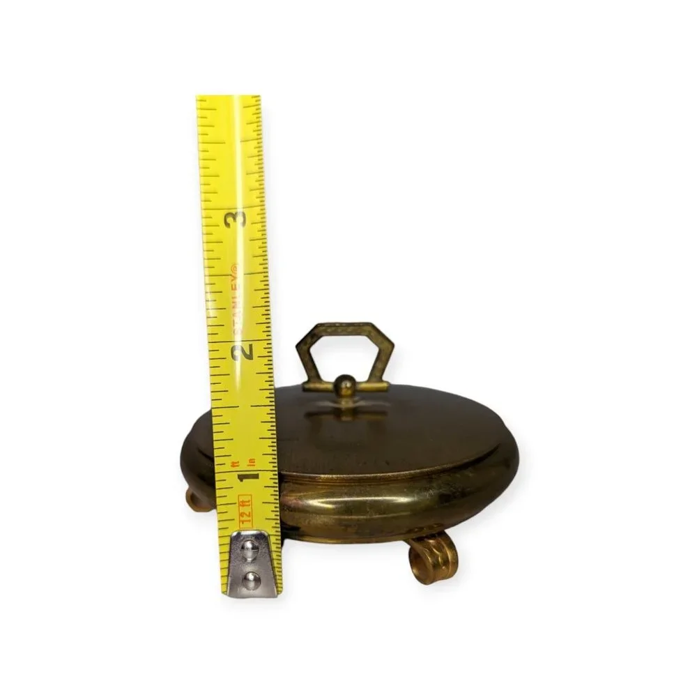 Vintage measurements gold